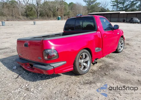 2001 Ford F-150 Svt Lightning z USA, uszkodzony, nr VIN 2FTZF073X1CA57080